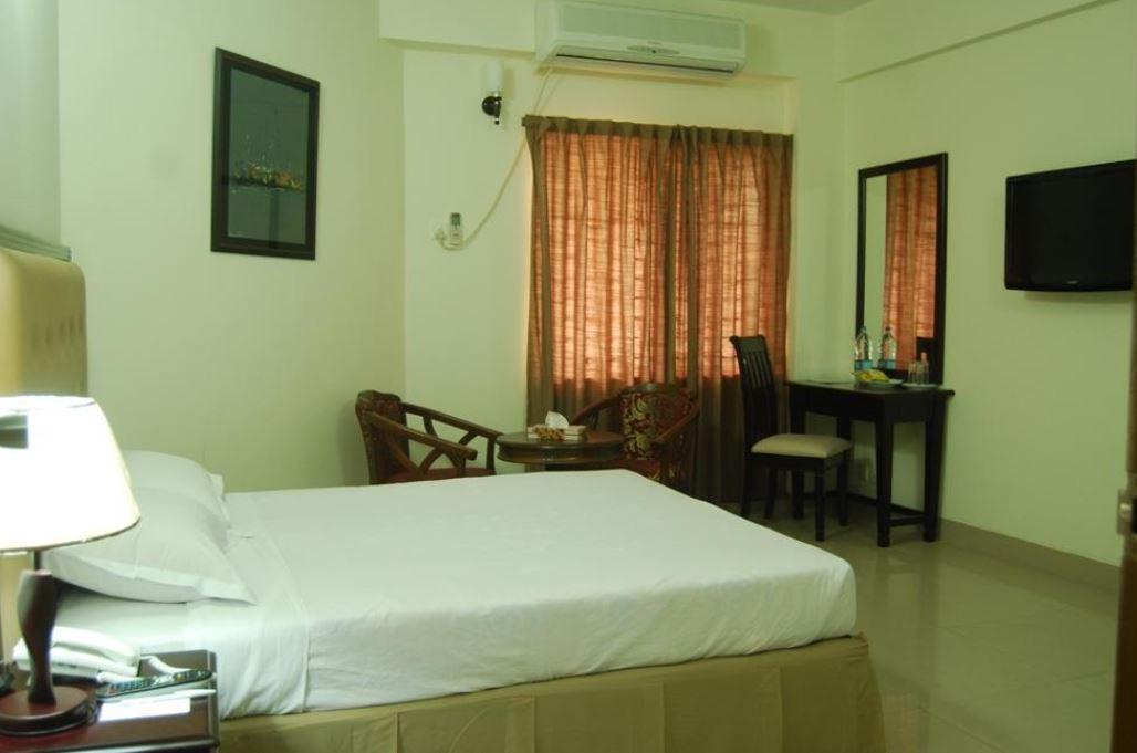 Hotel Ambassador Residency à Chittagong Extérieur photo