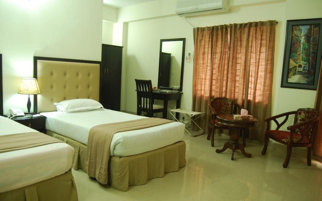 Hotel Ambassador Residency à Chittagong Extérieur photo